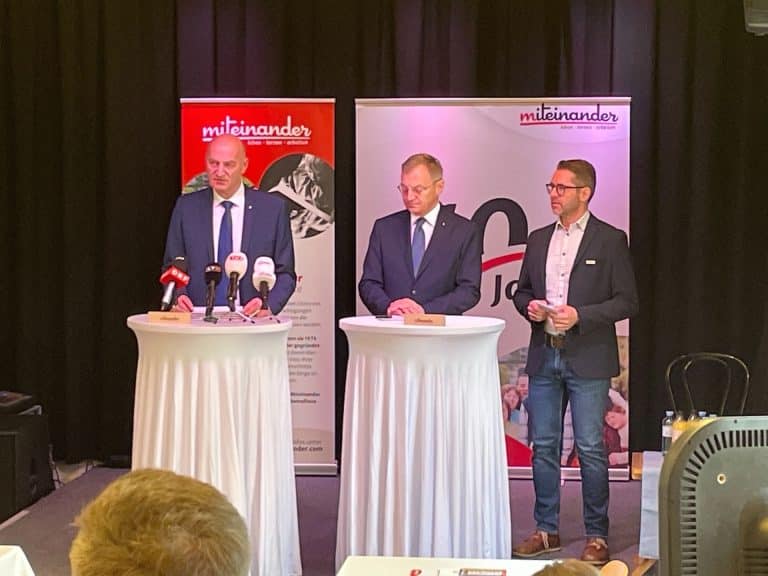 Ein Foto der Pressekonferenz vom Land Oberösterreich zum Thema Wohnen mit Beeinträchtigungen.