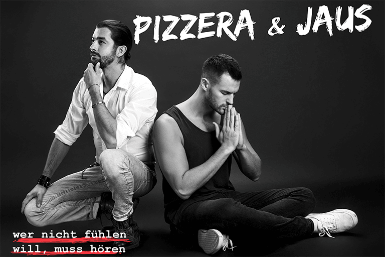 Titelbild von Pizzera und Jaus. Beide sind zu sehen.